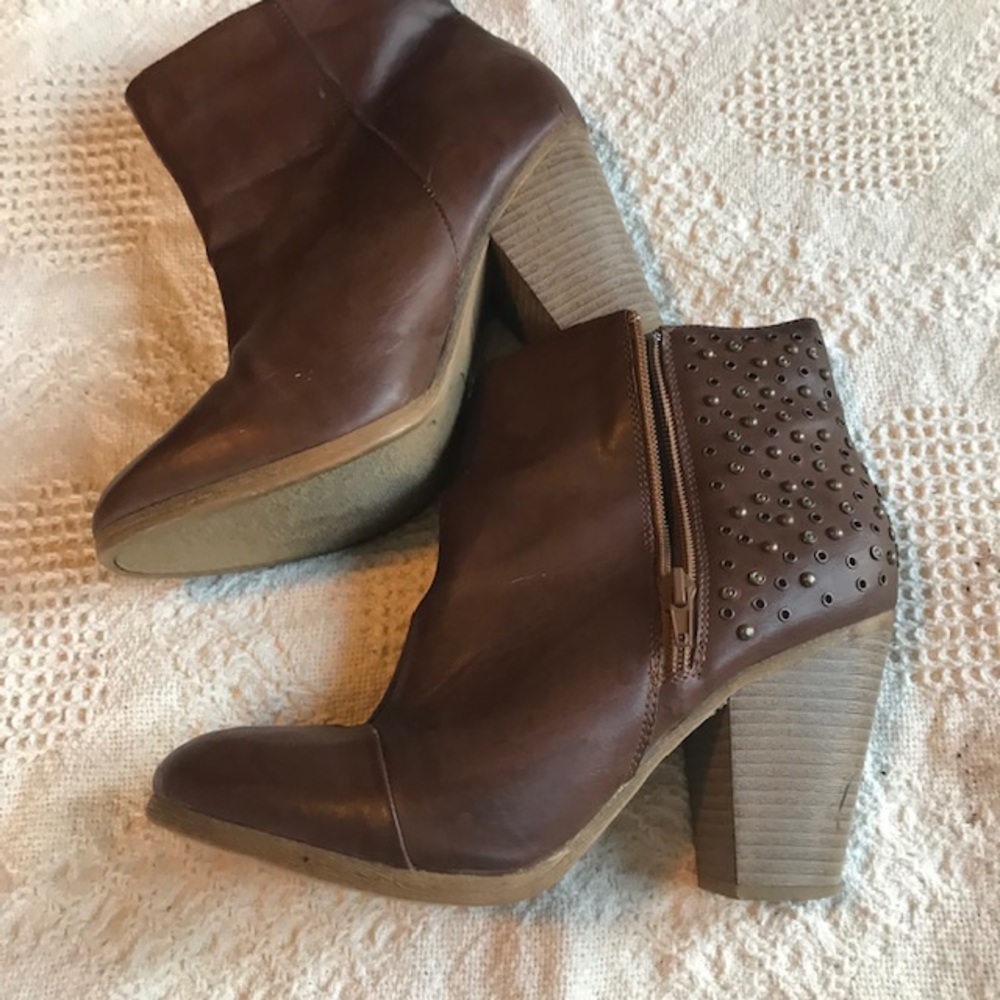 Brown studded heeled booties size 9